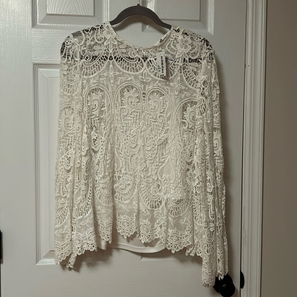 White lace mesh sweater with tank underneath size L - Picture 1 of 4